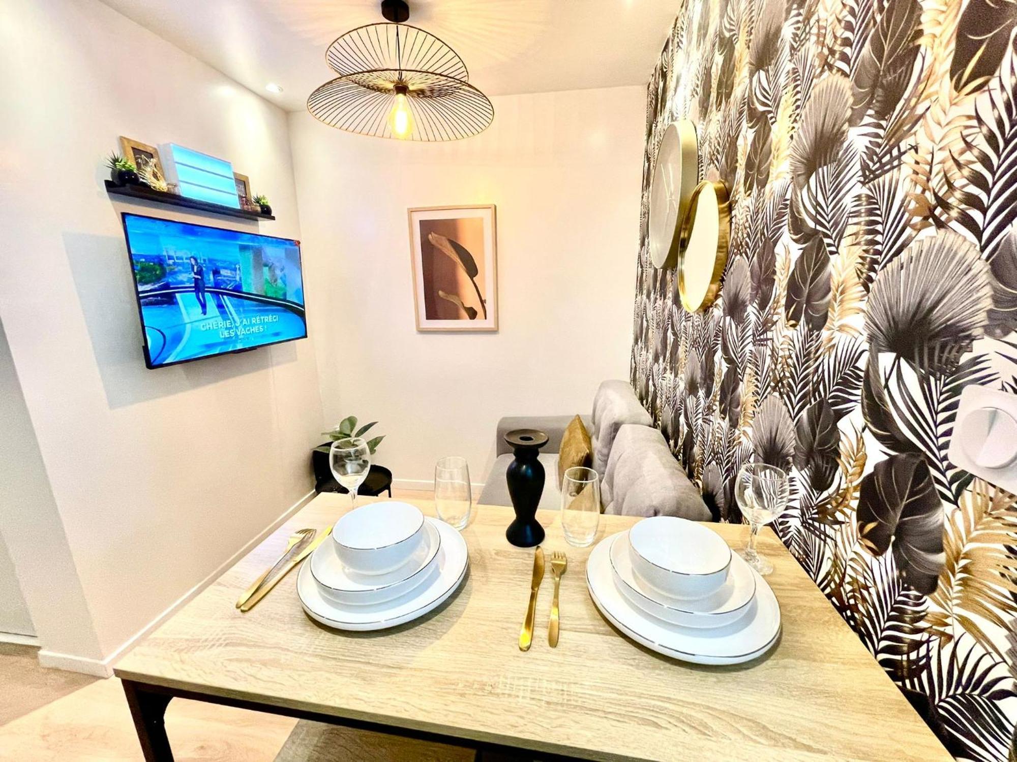 Chic Oasis In Rouen Apartment Luaran gambar